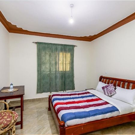 Airport Side Hotel Entebbe Extérieur photo