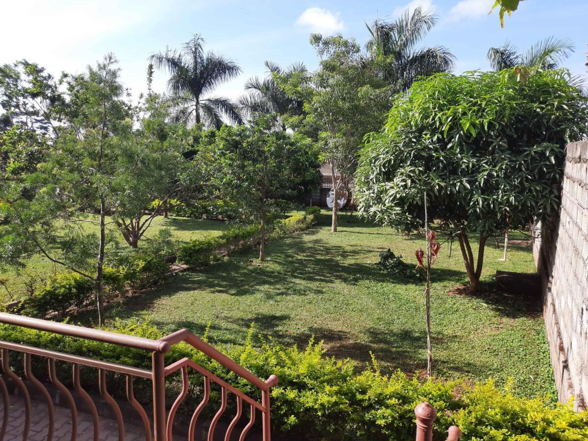 Airport Side Hotel Entebbe Extérieur photo