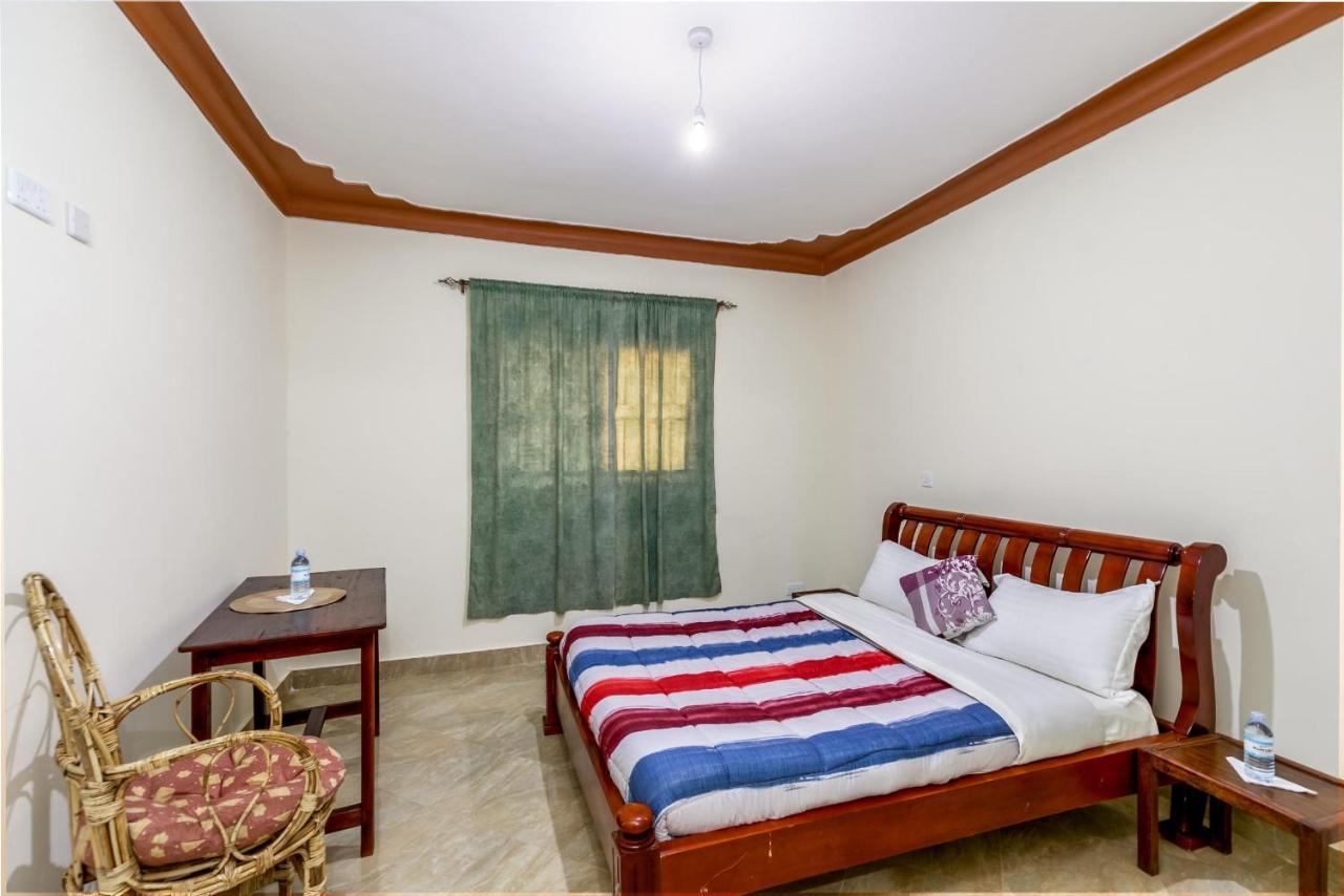 Airport Side Hotel Entebbe Extérieur photo