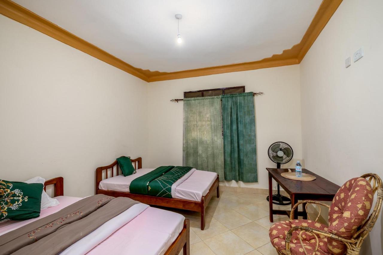 Airport Side Hotel Entebbe Extérieur photo